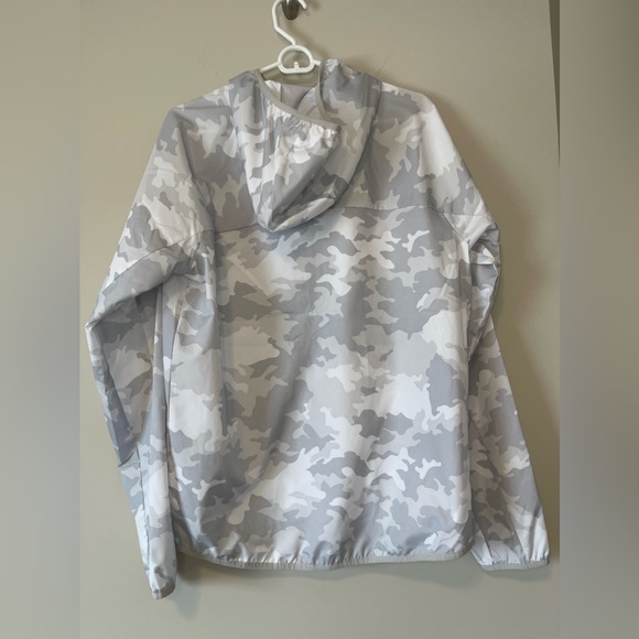 All In Motion Camo Rain Jacket - Picture 2 of 3